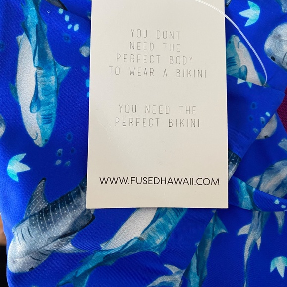 Fused Hawaii Hookeena “bite me” blue swim top - Picture 4 of 8